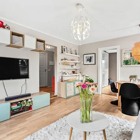 Cozy Close To Center With Free Parking And Balcony أوسلو